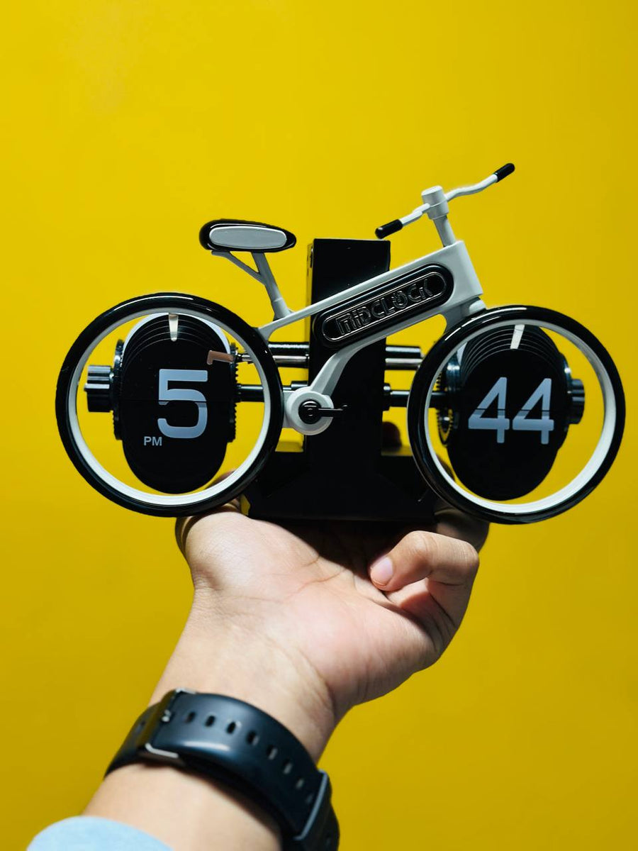 Unique Bicycle-Shaped Flip Clock