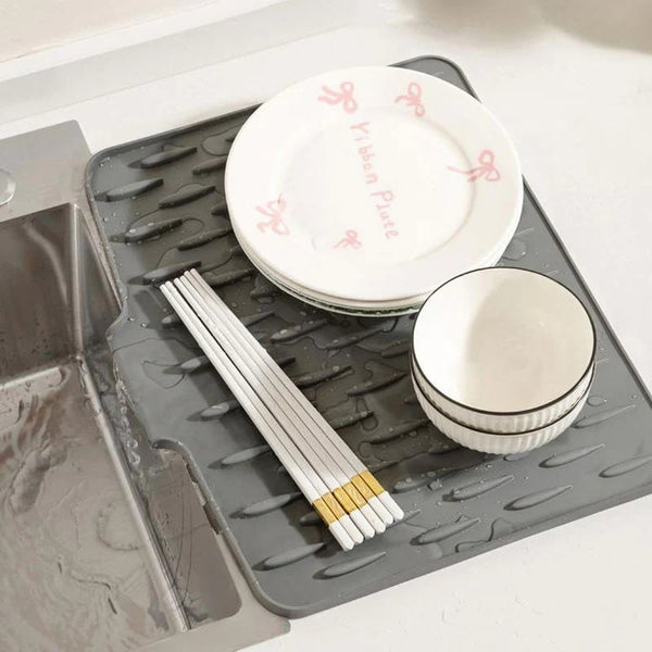 Heat-Resistant & Non-Slip Mat for Drip-Free Drying